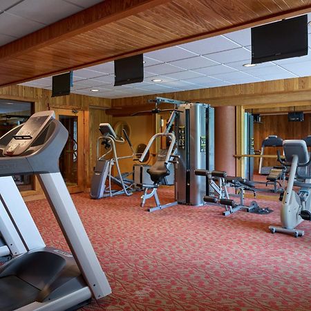 Slopeside Hotel By Seven Springs Resort Champion エクステリア 写真