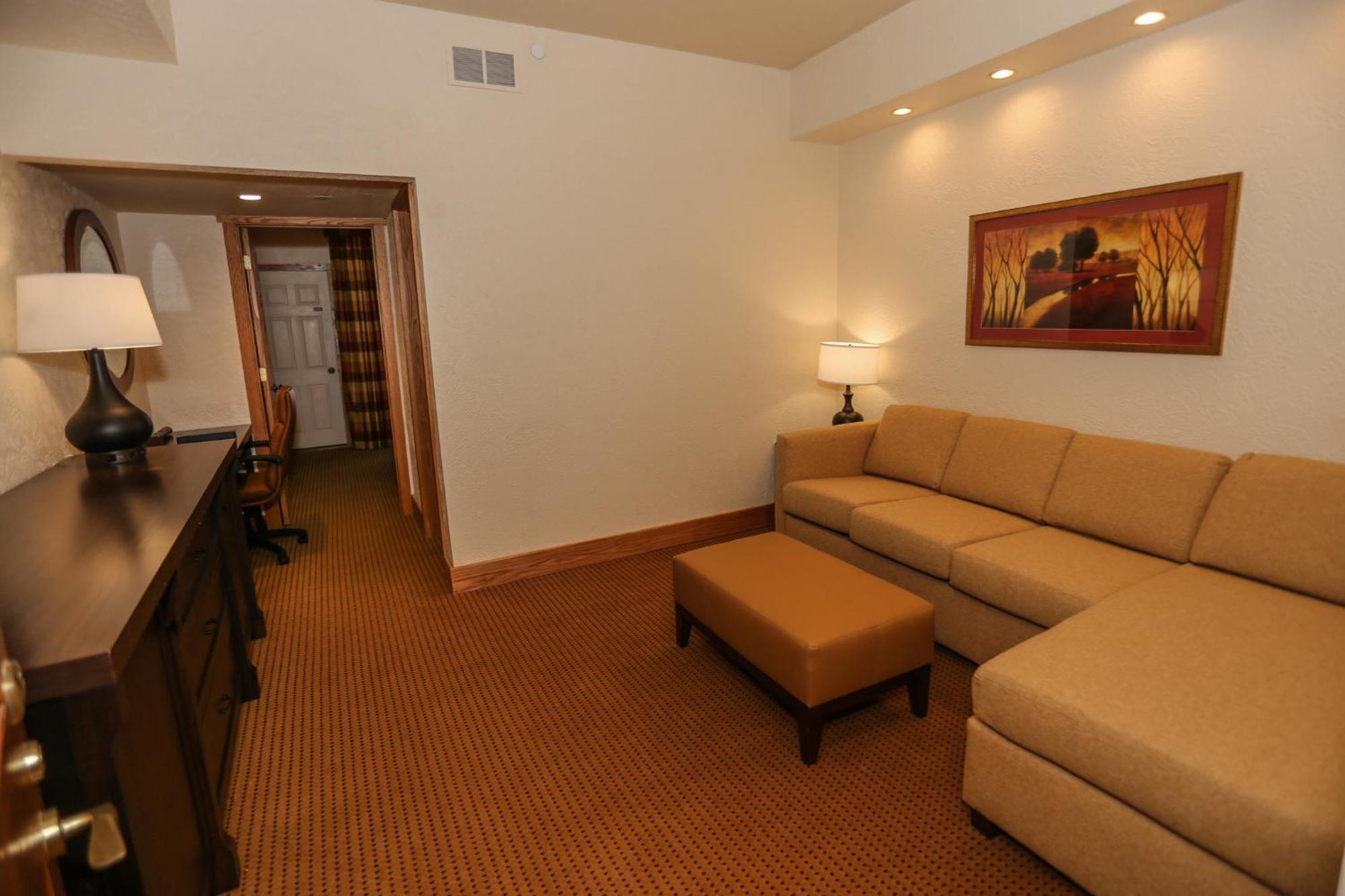 Slopeside Hotel By Seven Springs Resort Champion エクステリア 写真