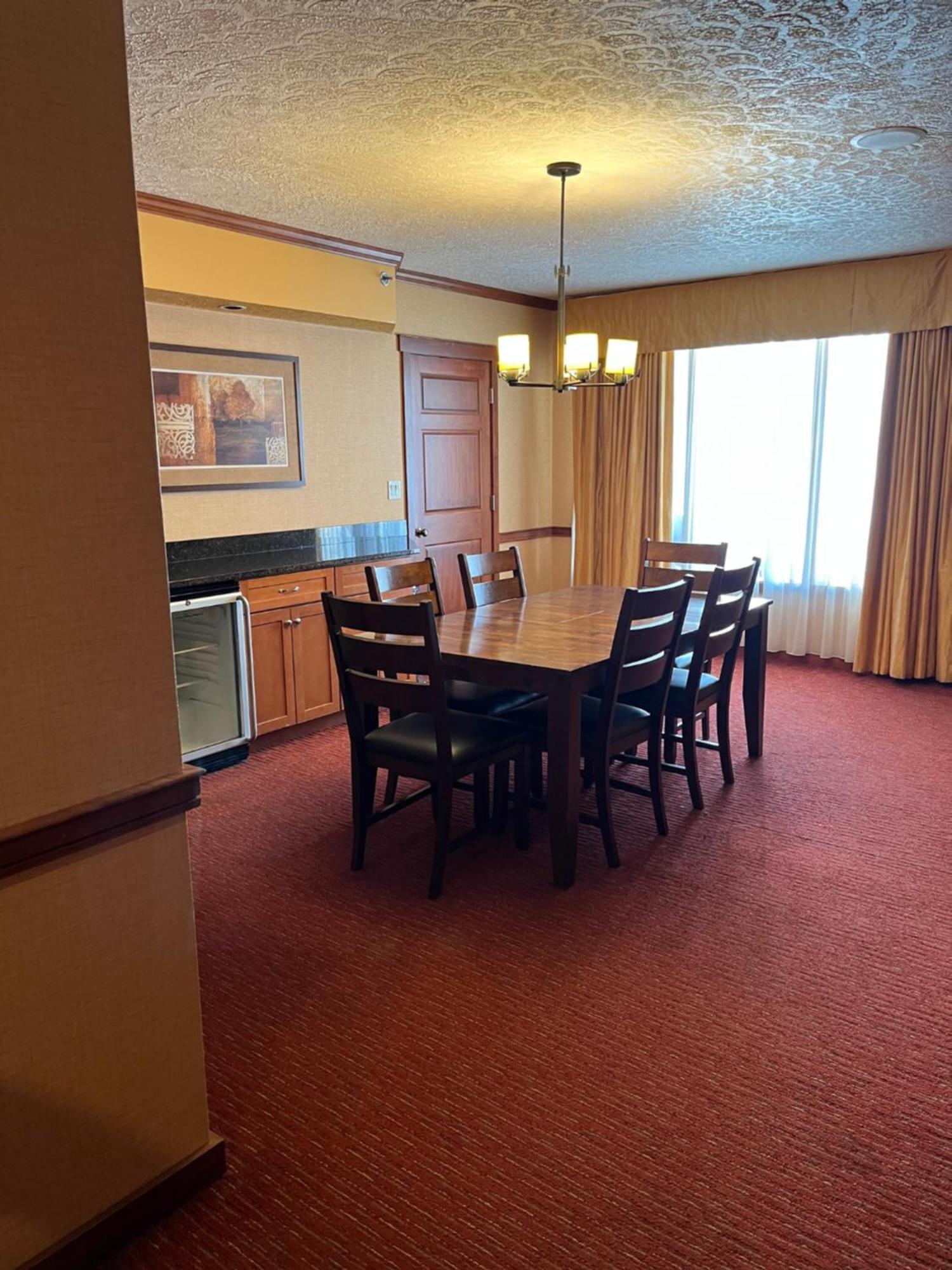 Slopeside Hotel By Seven Springs Resort Champion エクステリア 写真
